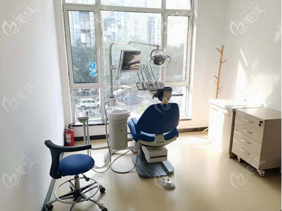 石家莊恒倫口腔門診部牙周設(shè)備 石家莊恒倫口腔門診部牙周設(shè)備