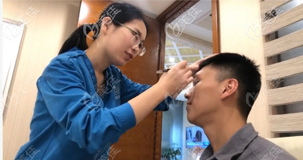 術(shù)前醫(yī)生為我設(shè)計(jì)種植方案 術(shù)前醫(yī)生為我設(shè)計(jì)種植方案