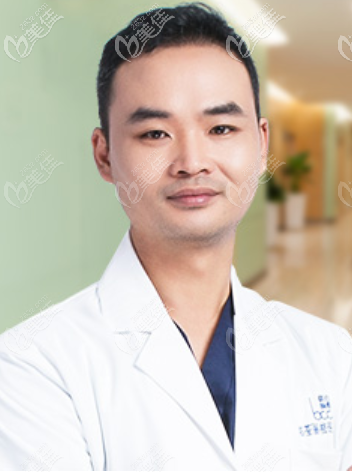 重慶聯(lián)合麗格周業(yè)松醫(yī)生 重慶聯(lián)合麗格周業(yè)松醫(yī)生