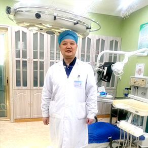 王榮醫(yī)生 王榮醫(yī)生