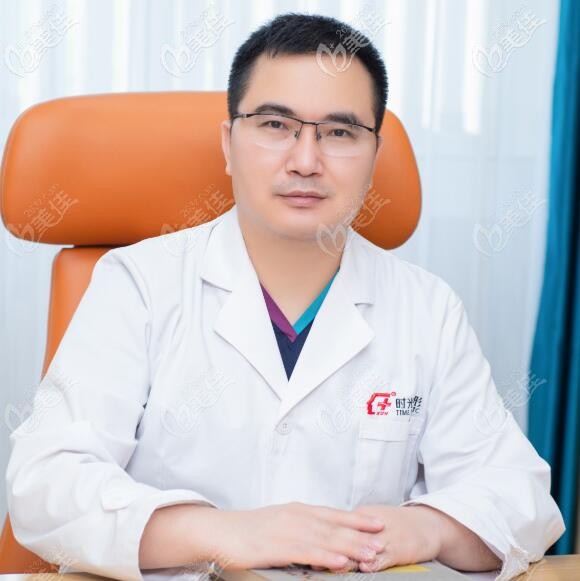 周文，江陰時(shí)光整形美容外科院長