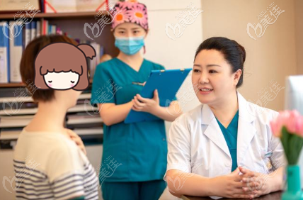 蔣亞楠醫(yī)生工作照 蔣亞楠醫(yī)生工作照