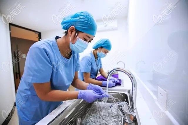 口腔環(huán)境消毒方面