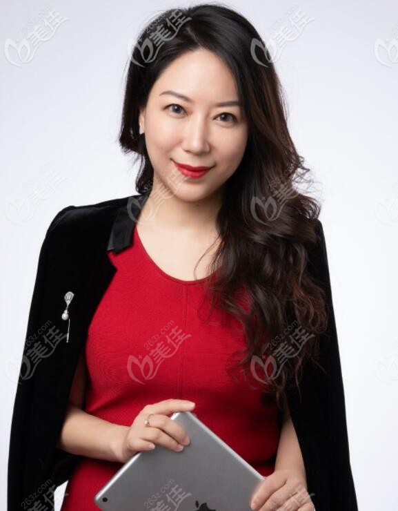 上海馬瀧齒科牙齒矯正醫(yī)生——王芳院長 上海馬瀧齒科牙齒矯正醫(yī)生——王芳院長