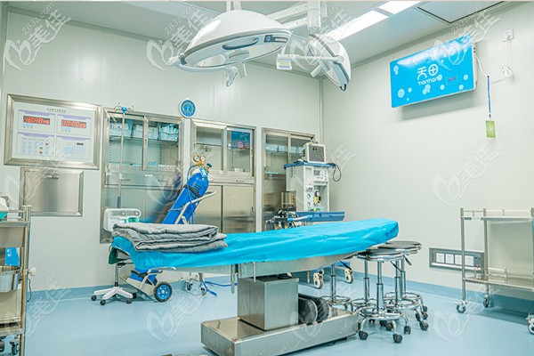 成都高新美辰星耀整形美容醫(yī)院手術(shù)室 成都高新美辰星耀整形美容醫(yī)院手術(shù)室