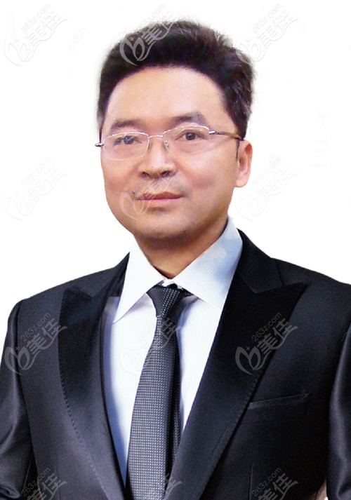 王旭明 泉州歐菲整形外科醫(yī)師 王旭明 泉州歐菲整形外科醫(yī)師