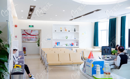 深圳有名的口腔醫(yī)院有深圳美萊口腔