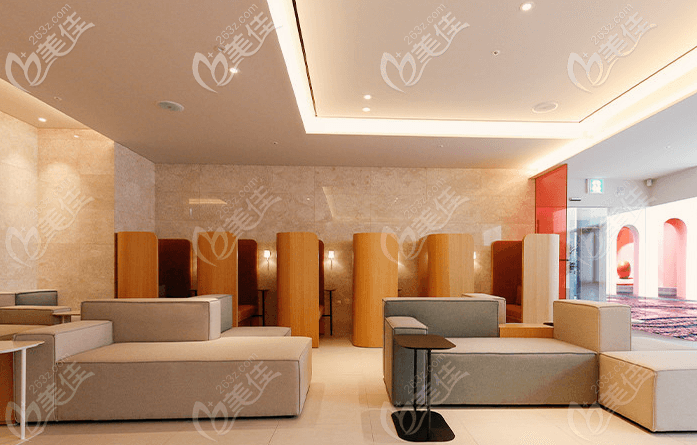 韓國(guó)汝好外科醫(yī)院等候區(qū)