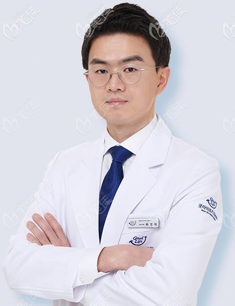 韓國goodlife固德萊芙口腔醫(yī)院矯正科院長崔明碩 韓國goodlife固德萊芙口腔醫(yī)院矯正科院長崔明碩