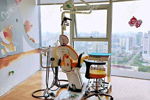 河馬口腔專業(yè)的二牙矯正中心