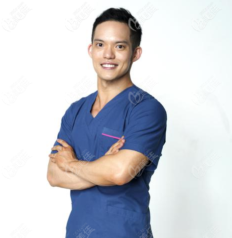 北京豐聯(lián)麗格顏士鈞醫(yī)生 北京豐聯(lián)麗格顏士鈞醫(yī)生