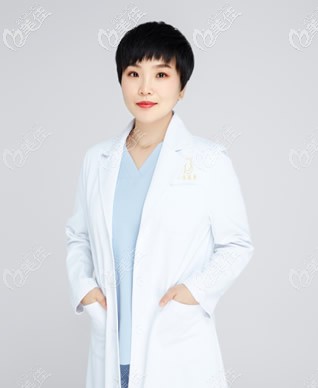 杭州一佳醫(yī)療美容門診部微整科主任周銀芳 杭州一佳醫(yī)療美容門診部微整科主任周銀芳