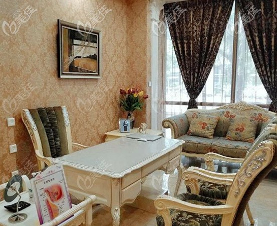 北京英煌醫(yī)療美容室 北京英煌醫(yī)療美容室