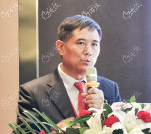 達(dá)美如藝谷廷敏演講照 達(dá)美如藝谷廷敏演講照