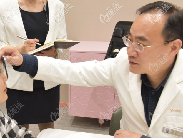 整形醫(yī)生?？溯x是深圳很<span style=