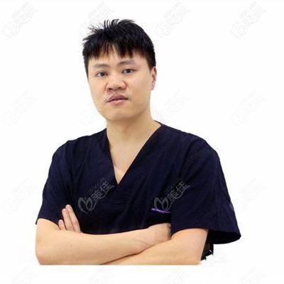 寧夏華美整形何元飛院長(zhǎng)