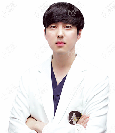 韓國現(xiàn)代美洪性宰院長