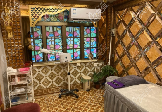 廣州楊醫(yī)生無創(chuàng)祛痘敏感修復治療室 廣州楊醫(yī)生無創(chuàng)祛痘敏感修復治療室