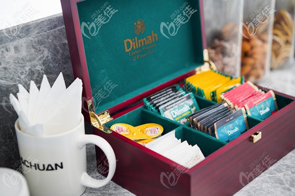 高檔的飲品服務(wù) 高檔的飲品服務(wù)