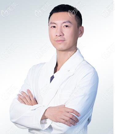 廈門薇格整形注射玻尿酸醫(yī)生鄭錦洪醫(yī)生 廈門薇格整形注射玻尿酸醫(yī)生鄭錦洪醫(yī)生