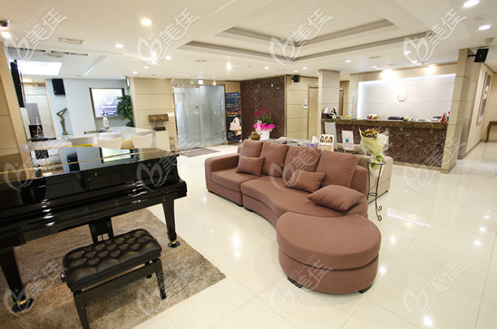 韓國(guó)江南DNA整形醫(yī)院大廳