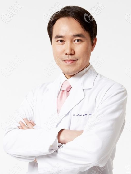 韓國(guó)雙顎手術(shù)推薦韓國(guó)菲斯萊茵李真秀