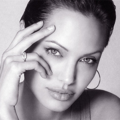 北京偉力嘉美信自體脂肪豐額頭 盡顯完美面容