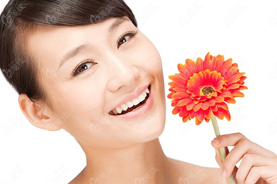 韓國整形經(jīng)歷