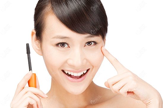 做雙眼皮、隆鼻、脂肪移植等綜合整形之前