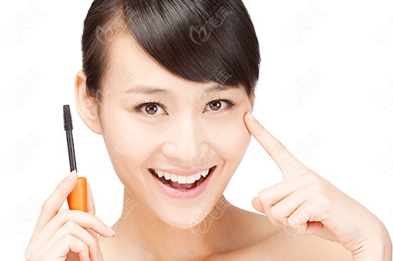 醫(yī)療美容咨詢師職業(yè)合法化遭質(zhì)疑