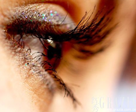 OL彩妝急救術 水腫黯沉快速變身大美人s