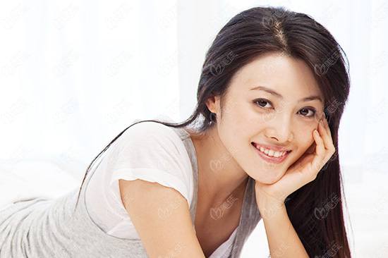 手術(shù)除皺方法哪一種？